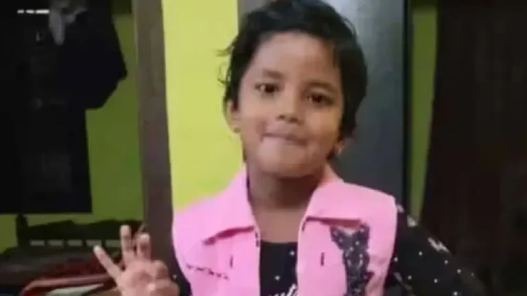 കുഞ്ഞിന് നേരെ അമ്മയുടെ കൊടുംക്രൂരത, നാലുവയസ്സുകാരി കല്യാണിയെ അമ്മ പുഴയിലെറിഞ്ഞു കൊന്നു കുഞ്ഞിന് നേരെ അമ്മയുടെ കൊടുംക്രൂരത, നാലുവയസ്സുകാരി കല്യാണിയെ അമ്മ പുഴയിലെറിഞ്ഞു കൊന്നു